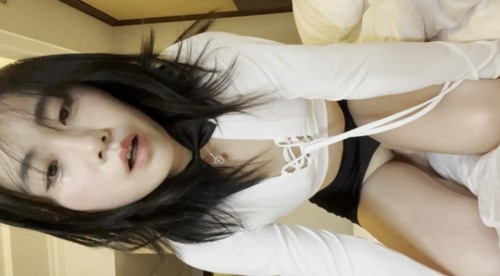 52794-微博健身网红小奶牛「Babycow」大尺度露脸定制流卝出 全卝裸玩穴 深卝喉口爱 高清.jpg